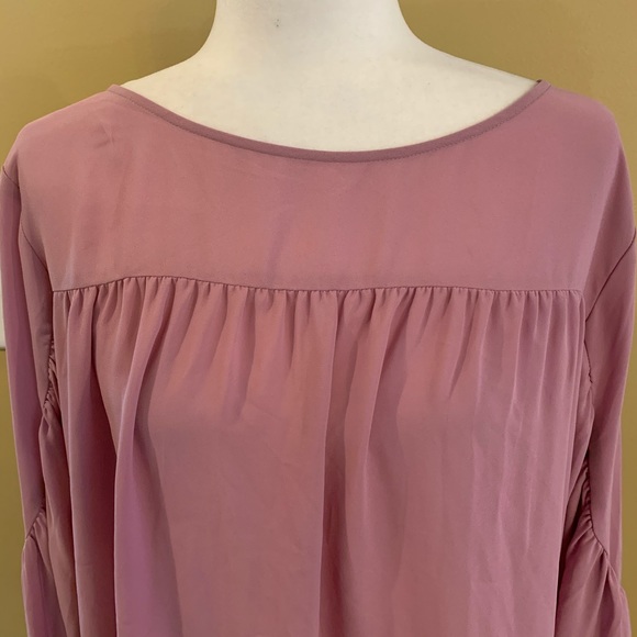 Pink Blouse by Loft. XL - Picture 2 of 5